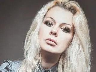 AnitaBrond photos photos hd