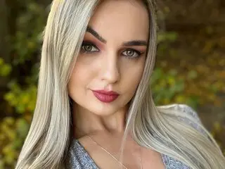 LexiBlair online shows pictures