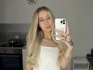 RoksanaAdams livejasmine video anal