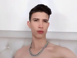 ValentinoMares show live live